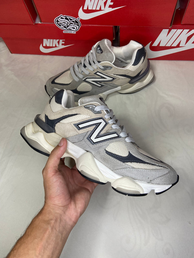 New Balance “9060” - Tamanho 39.
