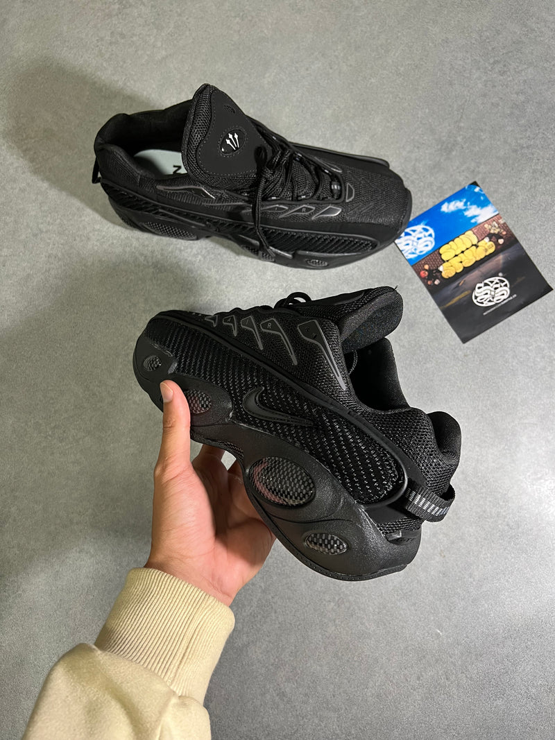 NOCTA X NIKE GLIDE - Tamanho 42.