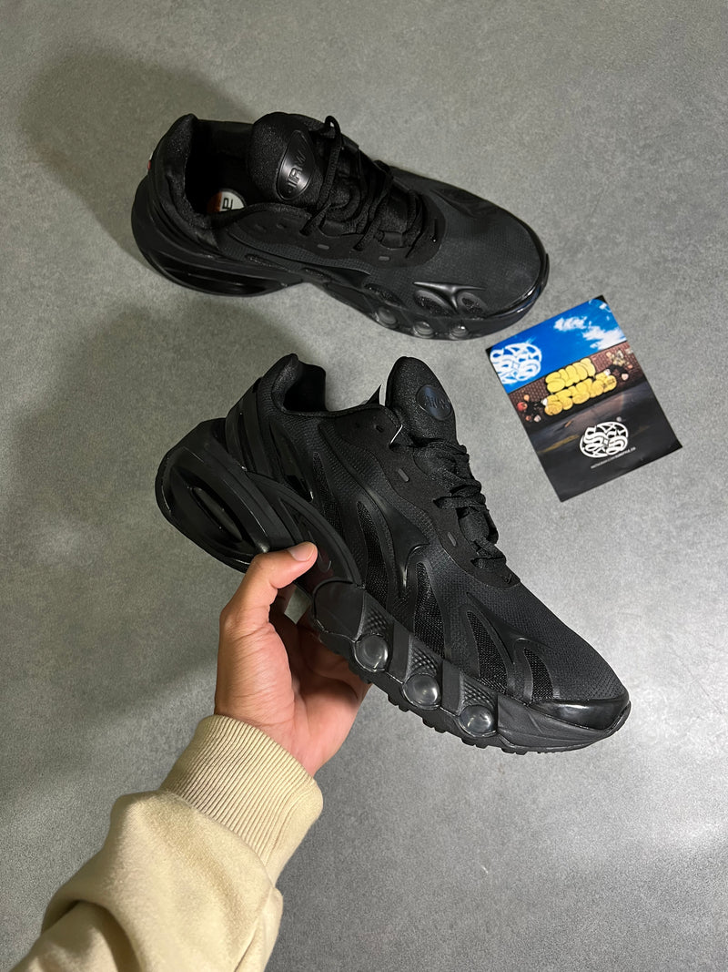 Air Max DN9 BLACK ROAM - Tamanho 42.