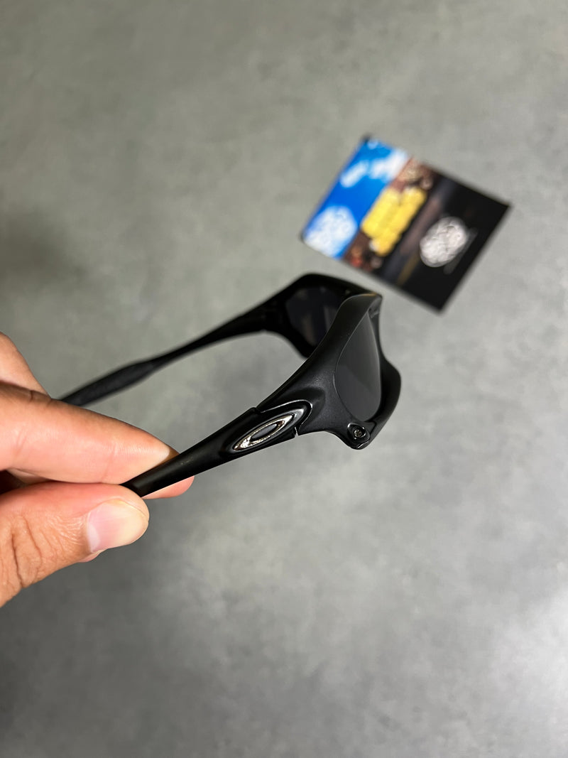 Óculos Oakley Splice “LENTE PRETA” (ACOMPANHA CAIXA OAKLEY)