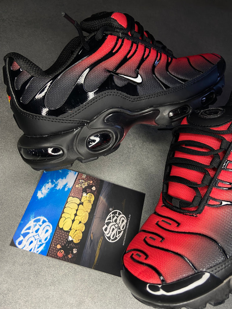 Air max Plus TN 1 “DEADPOOL”- Tamanho 41.