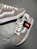 Vans Hylane Bege - Tamanho 40.
