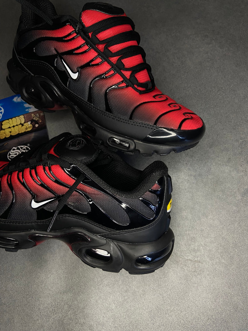 Air max Plus TN 1 “DEADPOOL”- Tamanho 41.