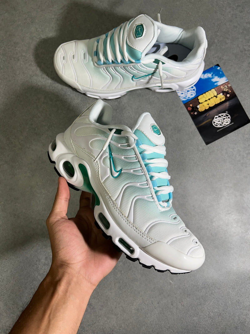 Air max Plus TN 1 “BLUE&GREEN”- Tamanho 38.