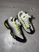 Air Max 95 Neon - Tamanho 42.