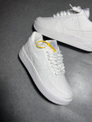 Nike Air Force White - Tamanho 40.
