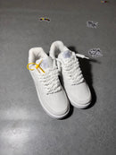 Nike Air Force White - Tamanho 40.
