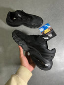 Air Max DN9 BLACK ROAM - Tamanho 42.